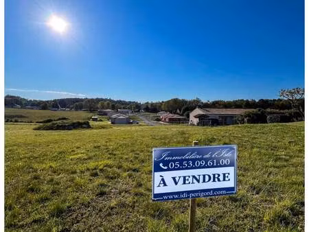 terrain constructible viabilisé à vendre
