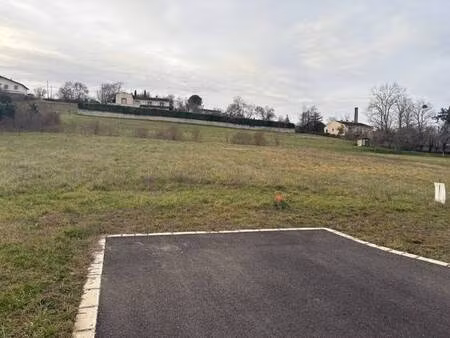terrain constructible viabilisé à vendre