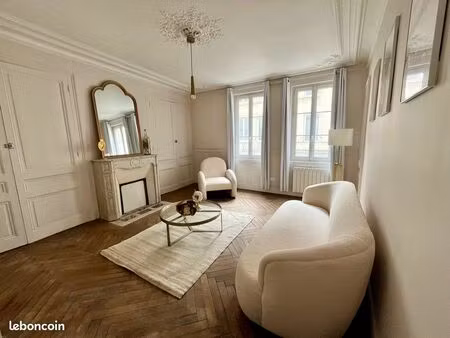 t2  haussmannien  centre-ville de rouen