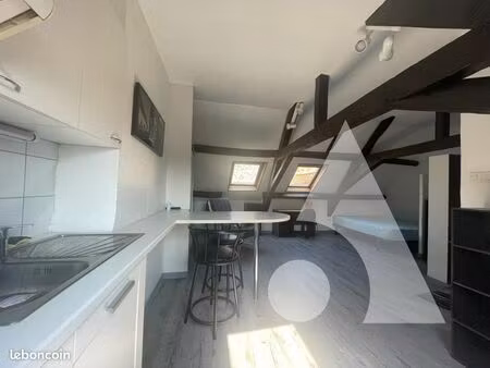 studio 1 pièce 19 m²