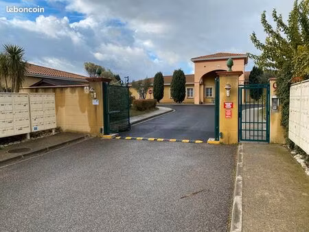 villa 2 pièces 45 m²