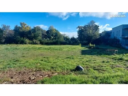 terrain constructible 935 m2