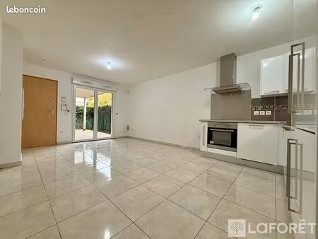 appartement 2 pièces 50 m²