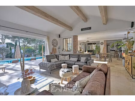 là où le temps s'arrête  propriété de 2 maisons au coeur de la pinède