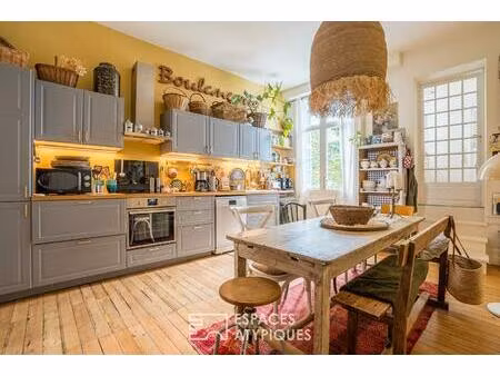 superbe appartement de charme avec cour