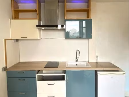 appartement rénové récemment f2 23m2 centre ville clichy 5mn du métro