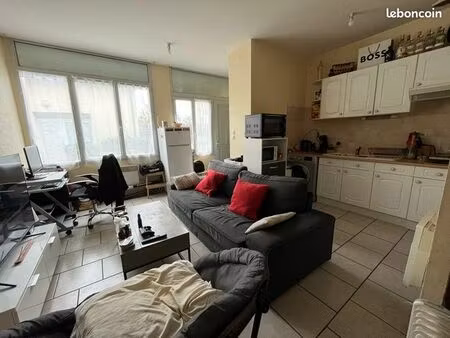 studio 27 m2 proche du pont neuf