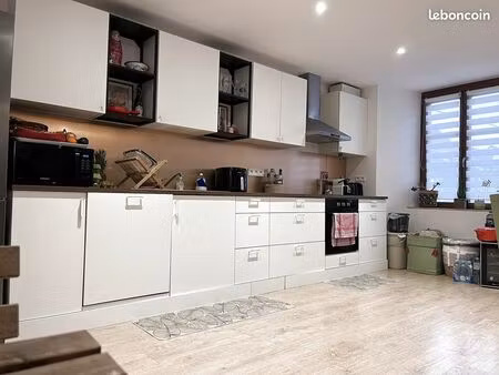 appartement 5 pièces 91 m²