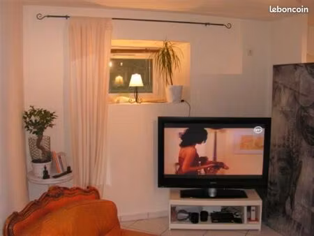 loue t2 bavans meublé