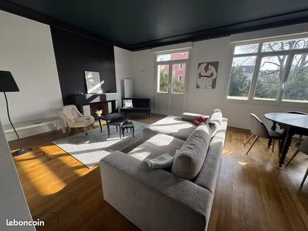 magnifiquet3 90m2 meublé  balcon  charme