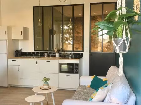 t2 meublé + terrasse quartier vauban