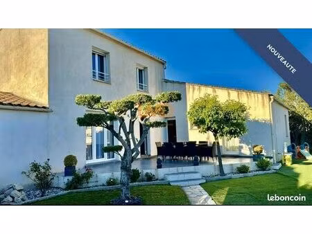 villa 6 pièces 160 m²