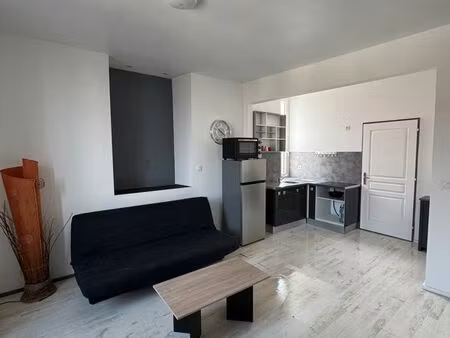t2 meublé 34 m² – très lumineux – alès