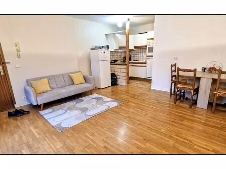 location appartement  m² t-3 à triel-sur-seine  1 105 €