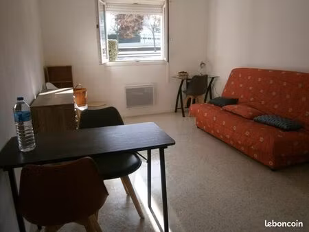 studio 1 pièce 24 m²