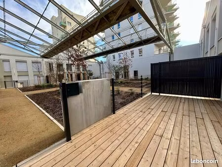 pavillon 4 pièces 84 m²