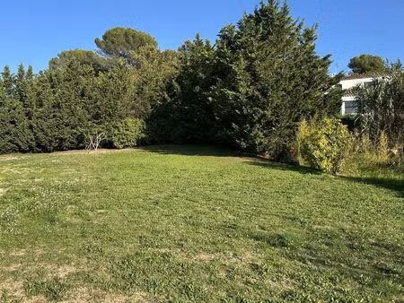 terrain 1421 m² cabriès