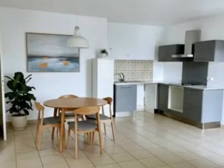 grand bel appartement t2 moderne en très bon état - bordeaux