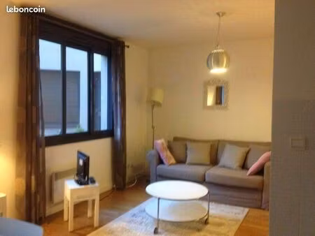 studio 1 pièce 36 m²