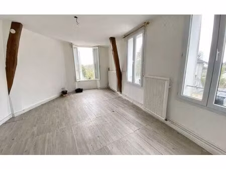 appartement mandres-les-roses 56.03 m² t-3 à vendre  155 000 €