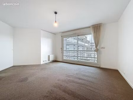 appartement 2 pièces 52 m²