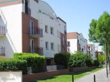 studio 1 pièce 26 m²