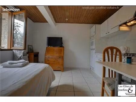 studio proche frontiere