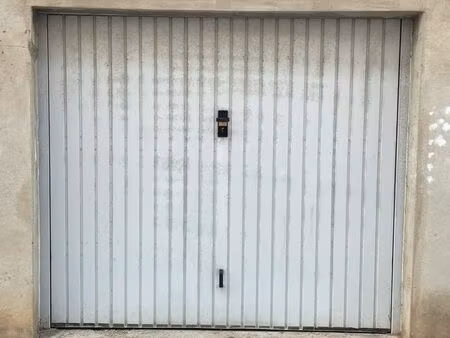 garage fermé  avenue maréchal lyautey  finosello  ajaccio