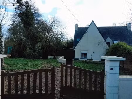 location – logement calme avec jardin clos  parking et prestations modernes