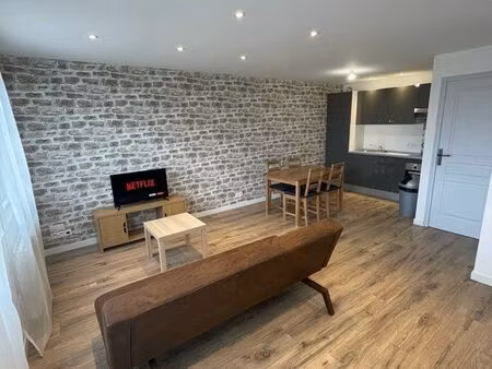 à louer - t2 meublé 51m2 - loudéac