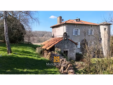 château + grange rénovée à cassagne