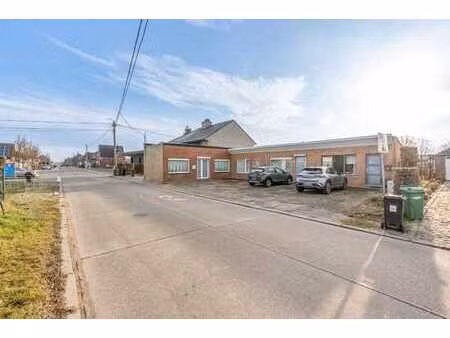 maison semi-ouverte à budingen à vendre