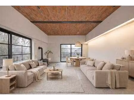 ruimtelijk en lichtrijk appartement met 3 royale terrassen