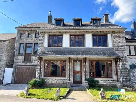 belle maison poss 6 chambres jardin  terrasse et grenier