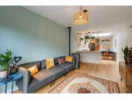 maison prête à emménager avec 3 chambres et jardin urbain b