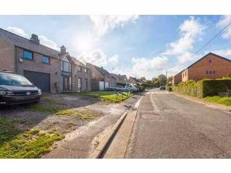 hermalle-sous-argenteau (oupeye) – maison 4 façades sur 9 ar