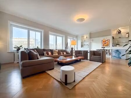 appartement (± 184 m²) 3 ch avec terrasses & garage