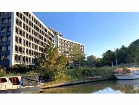 bureaux avec vue sur l'escaut à louer dans the office 03 à