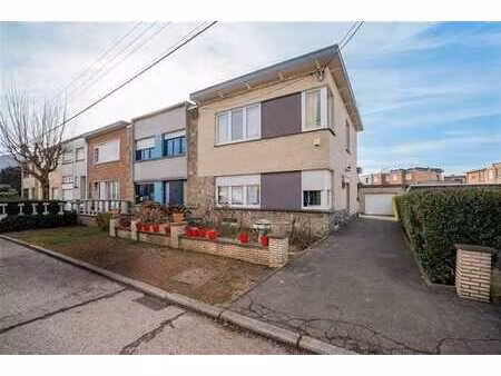 maison 3 façades 4ch. idéalement située