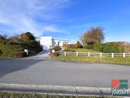 maison 4 façades au calme – belle parcelle à fallais