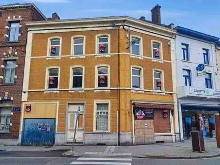 immeuble de rapport avec projet pour un hôtel