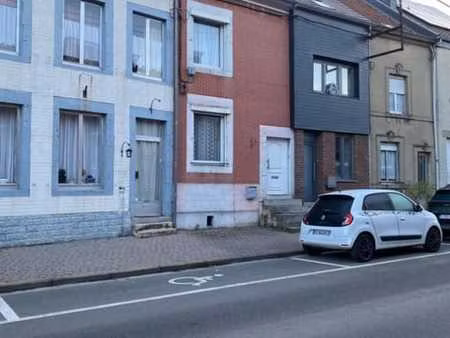 petite maison 2 chambres et grenier