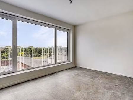 appartement à louer à ieper € 750 (lkglm) | zimmo