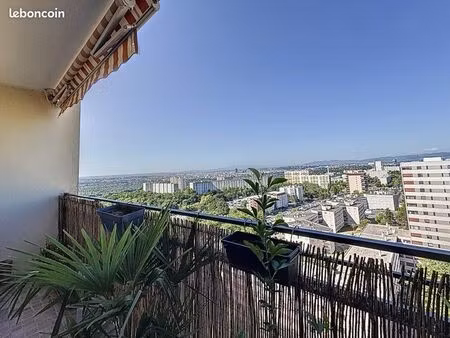 appartement 71m2 lumineux et traversant