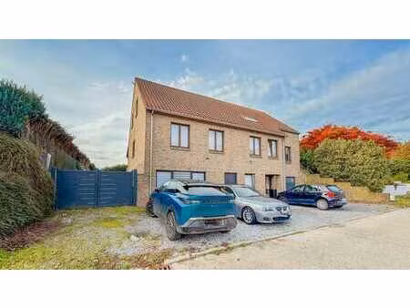 copropriété à faibles charges - 3 lots  jardins et garage