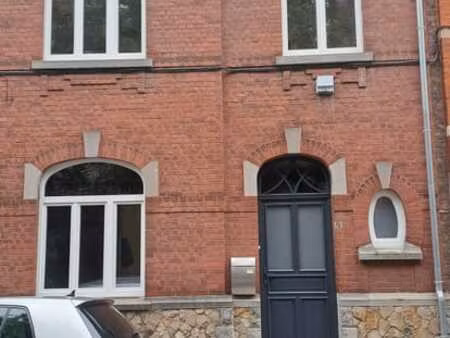 belle maison de ville à louer avec situation exceptionnelle