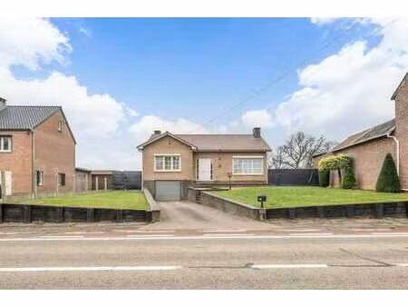 instapklare woning met 3 slaapkamers  veranda en tuin met...