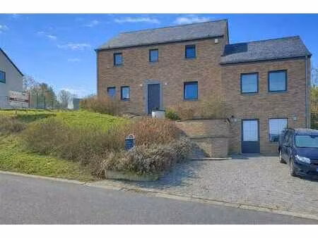 maison 4 chambres et bureau - 21 ares