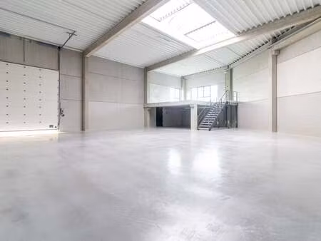 bien professionnel à louer à nivelles € 2.300 (lkhhd) | zimmo