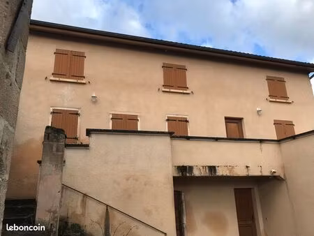 maison indépendante -quincié en beaujolais
